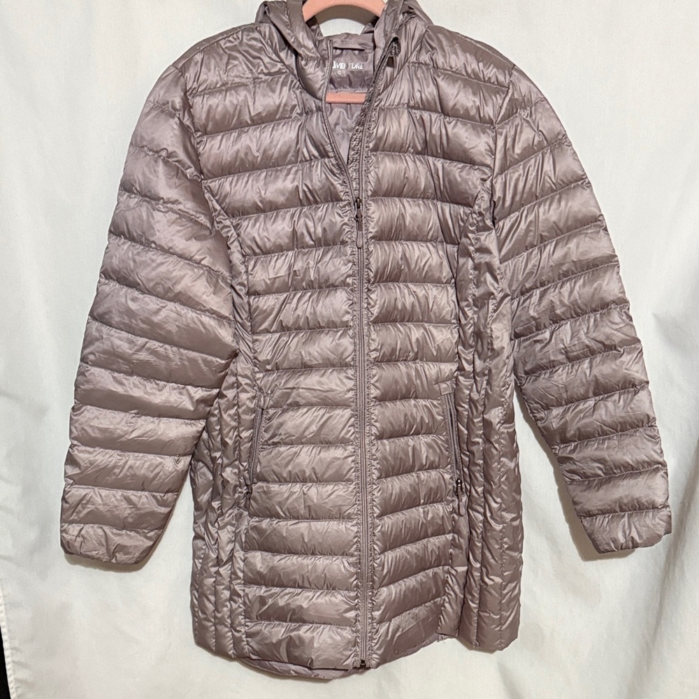 Aventure Lightweight Down Jacket, Size XXL, Never Worn, MAKE AN OFFER!!!